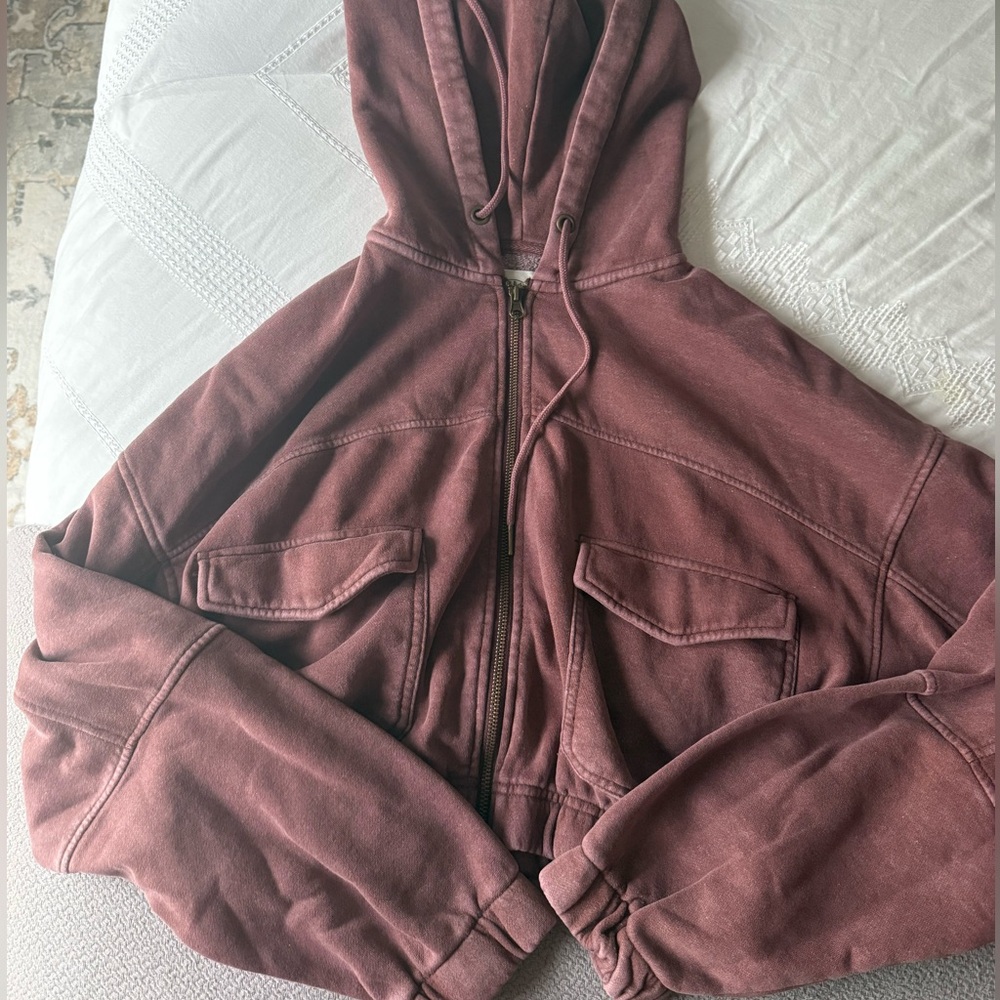 Mauve Zip-Up Hooded Sweatshirt with Front Flap Pockets cropped